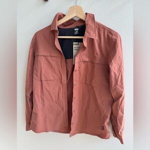 REI Sahara long sleeved sun shirt in sunfade clay. Size S. NWT